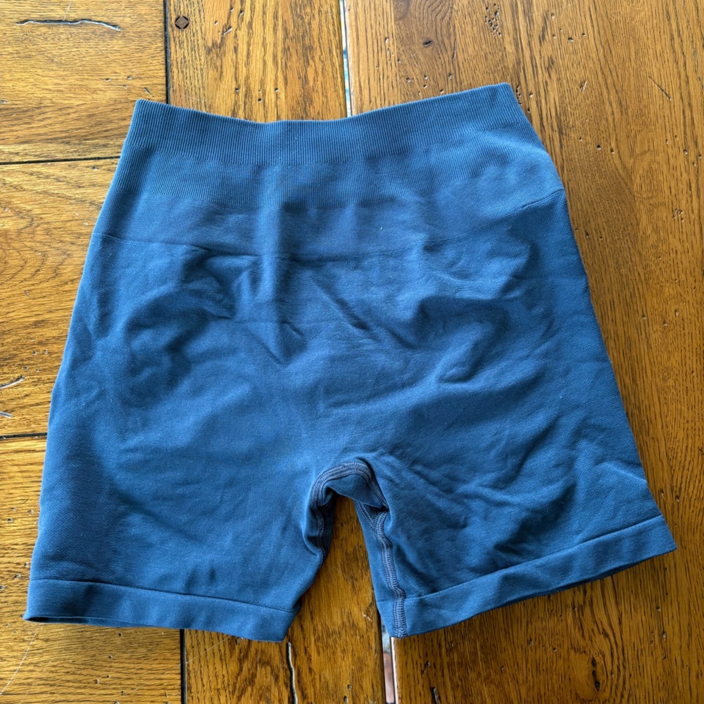 Alphalete Amplify 5” Shorts